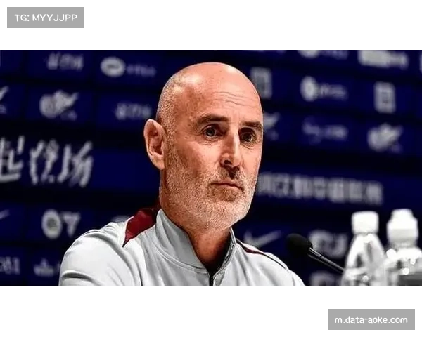 上海海港维塔尔前腰实验效果不佳 穆斯卡特需重新定位中场组织核心角色 上海海港维塔尔前腰实验效果不佳 穆斯卡特需重新定位中场组织核心角色